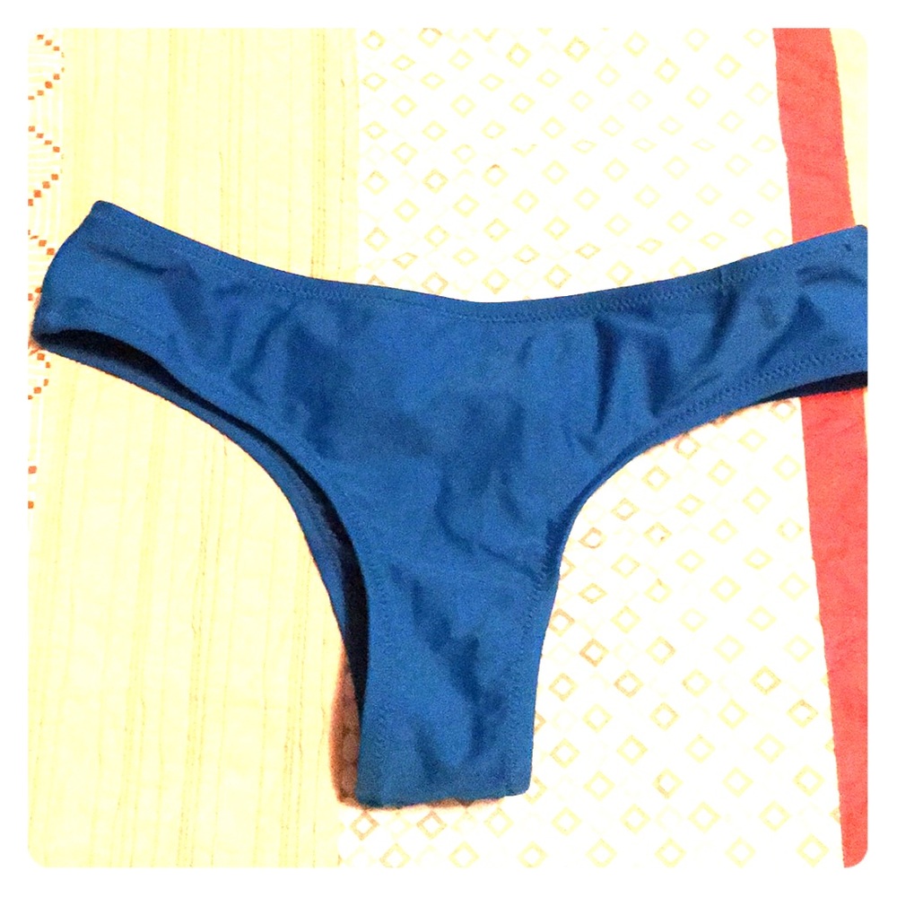 Volcom swim bottoms